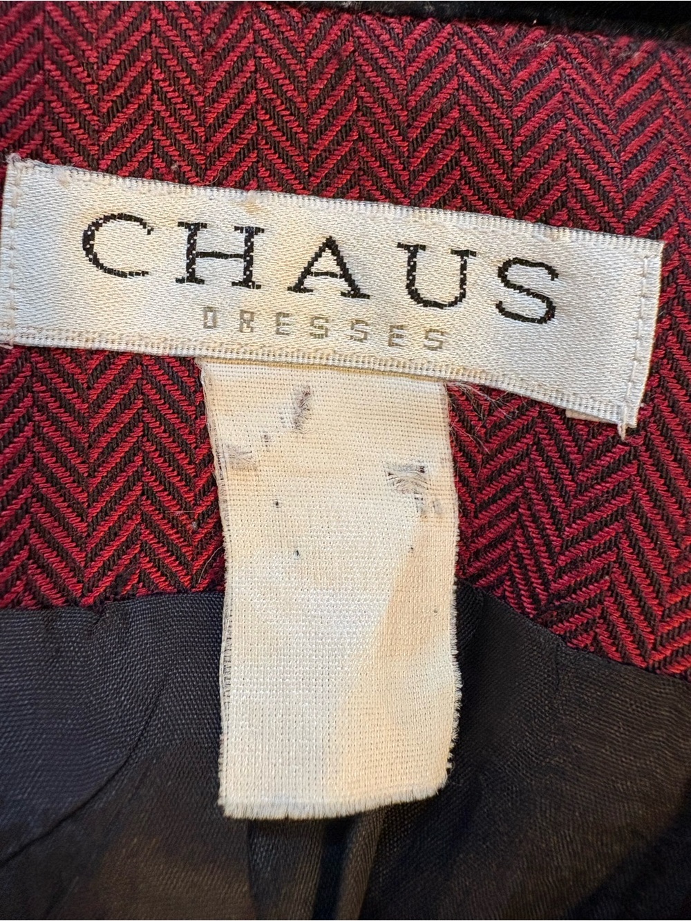 Vintage CHAUS Burgundy Herringbone Blazer Jacket with Black Velvet Accents - Picture 9 of 10